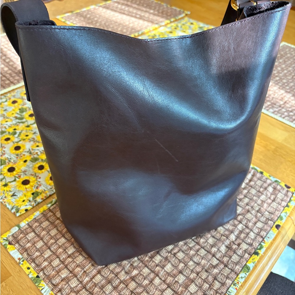 Brown madewell essential bucket tote - Picture 2 of 6
